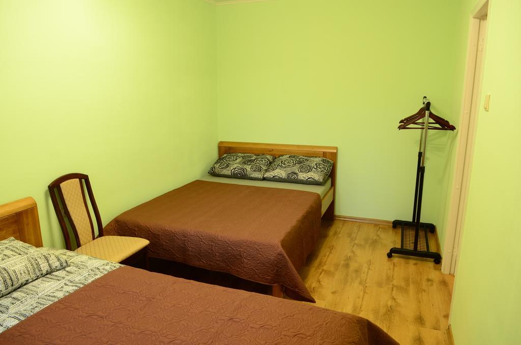Cat Garden Economy Apartments Рига Экстерьер фото
